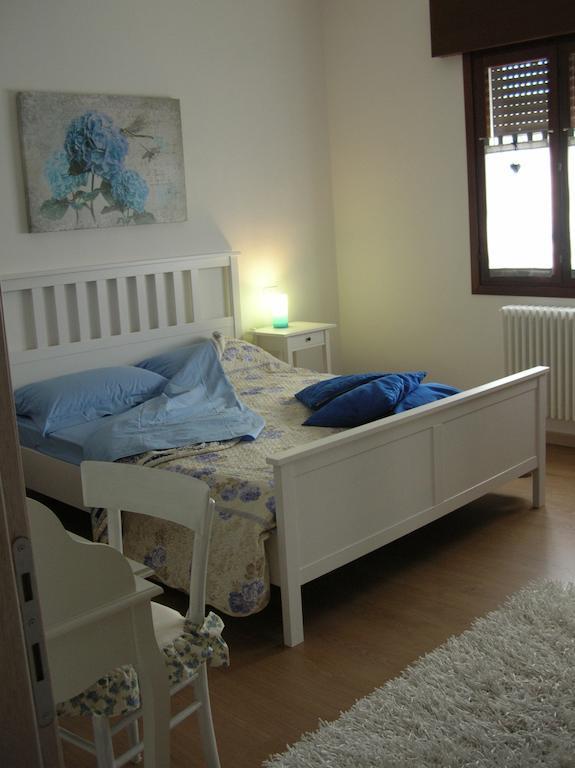 موليانو فينيتو B&B Ai Ciliegi الغرفة الصورة